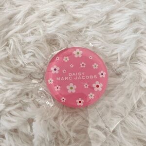 Marc Jacobs Daisy Pink Floral Compact case for phone